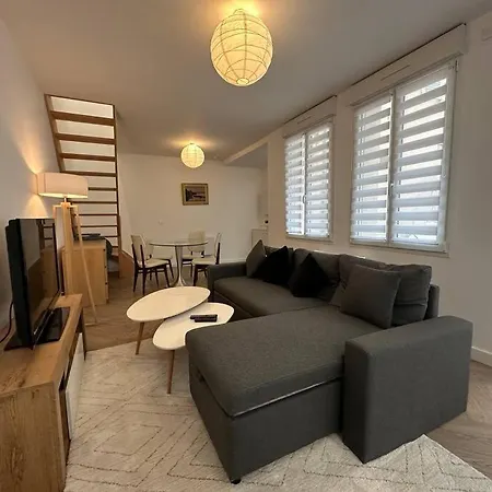 Apartment Edimbourg, Charmant Duplex Confortable Reims